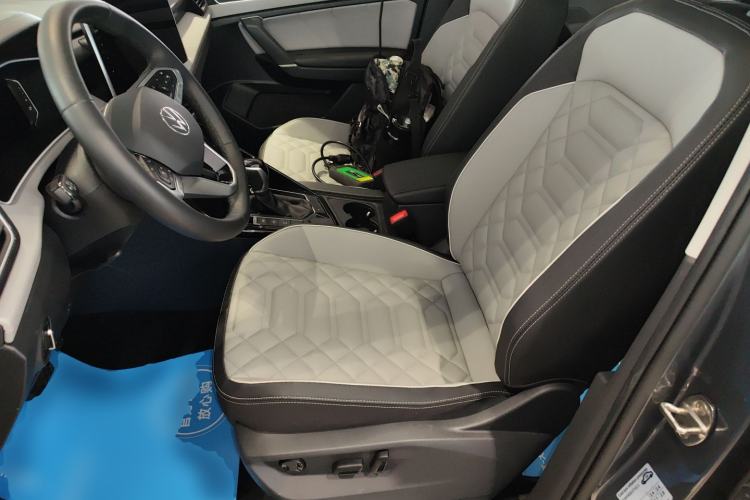 Used Volkswagen Tayron 2023 300TSI Two-Wheel-Drive Luxury Plus Advanced Edition Left Front Seat