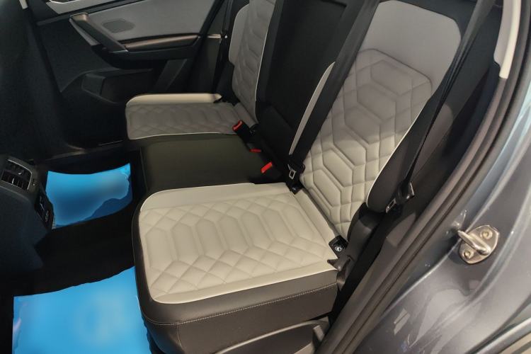 Used Volkswagen Tayron 2023 300TSI Two-Wheel-Drive Luxury Plus Advanced Edition Left Rear Seat