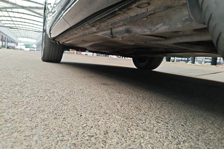Used Volkswagen Tayron 2023 330TSI Two-Wheel-Drive R-Line High-Energy Version Left Side Sill