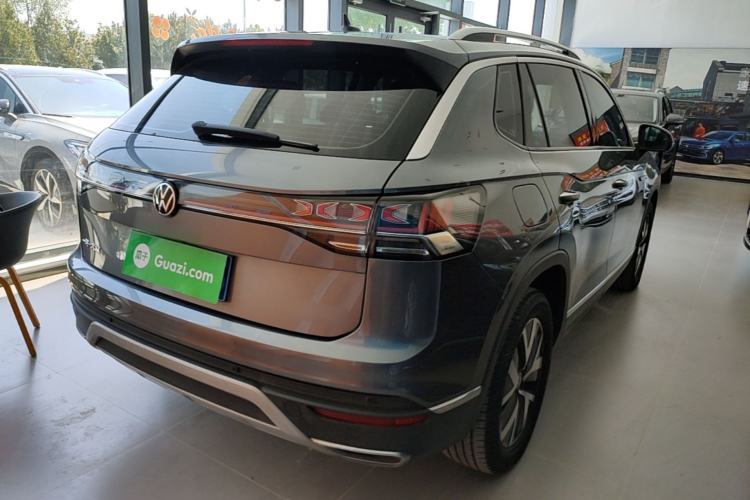 Used Volkswagen Tayron 2023 300TSI Two-Wheel-Drive Luxury Plus Advanced Edition Rear Right 45 Deg