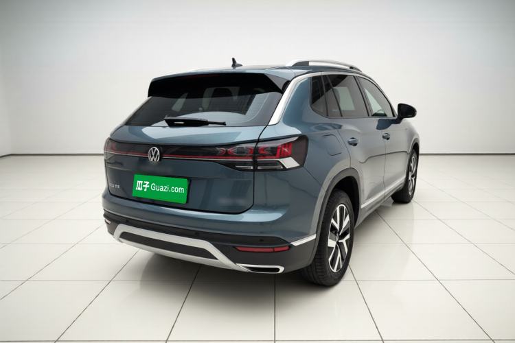 Used Volkswagen Tayron 2023 300TSI Two-Wheel-Drive Luxury Plus Advanced Edition Rear Right 45 Deg