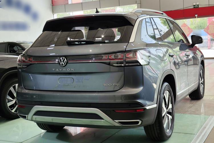 Used Volkswagen Tayron 2023 300TSI Two-Wheel-Drive Luxury Plus Advanced Edition Rear Right 45 Deg