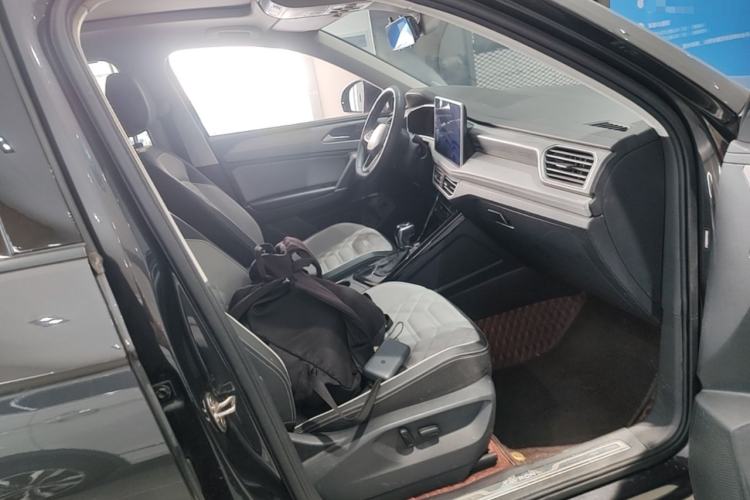 Used Volkswagen Tayron 2023 330TSI Two-Wheel-Drive R-Line High-Energy Version Right Front Seat