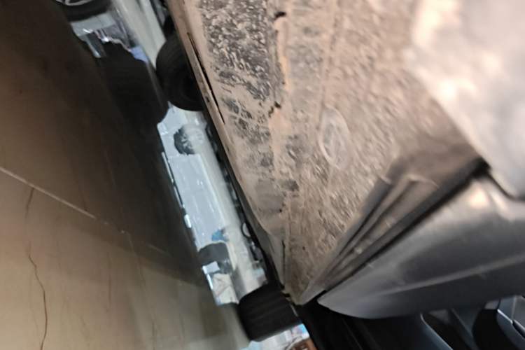 Used Volkswagen Tayron 2023 280TSI Two-Wheel-Drive Luxury Plus Advanced Version Right Side Sill