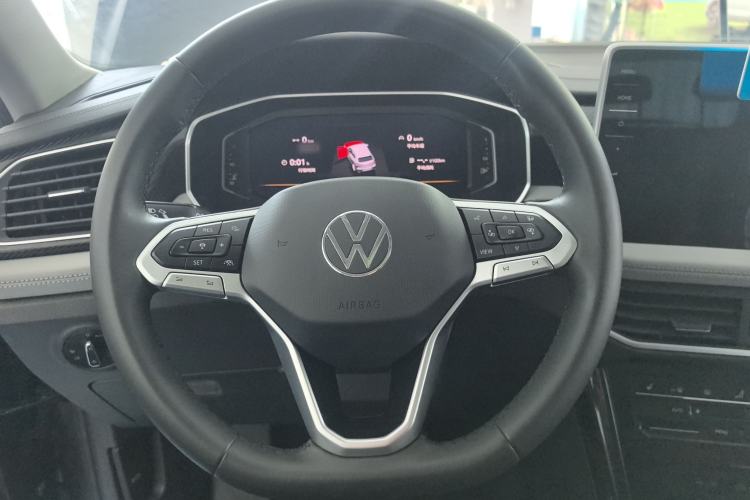 Used Volkswagen Tayron 2023 300TSI Two-Wheel-Drive Luxury Plus Advanced Edition Steering Wheel
