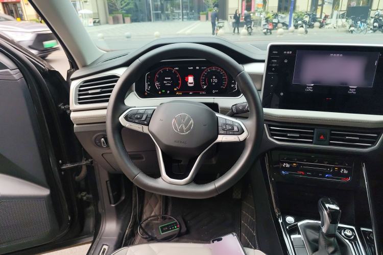 Used Volkswagen Tayron 2023 Revised Version 380TSI All-Wheel Drive R-Line High-Energy Edition Steering Wheel