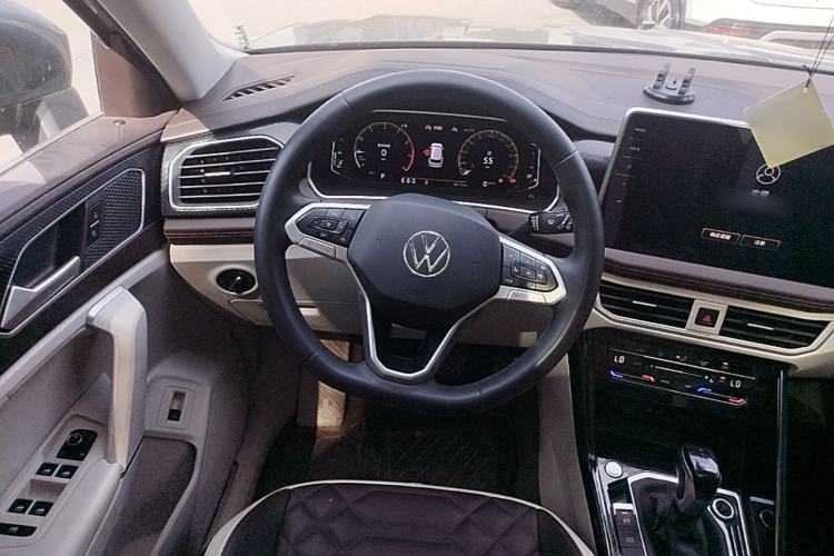Used Volkswagen Tayron  Steering Wheel