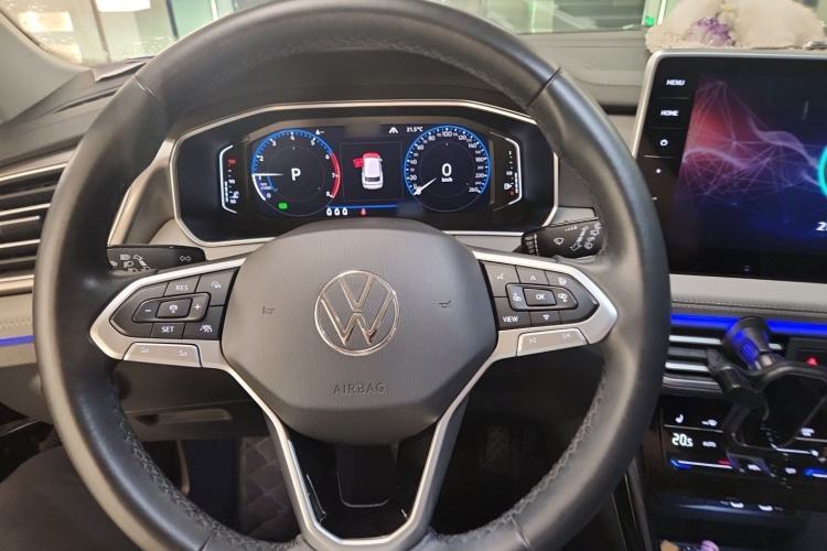 Used Volkswagen Tayron 2023 380TSI Four-Wheel Drive R-Line High-Energy Version Steering Wheel