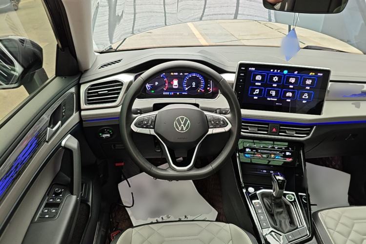 Used Volkswagen Tayron 2023 330TSI Two-Wheel-Drive R-Line High-Energy Version Steering Wheel