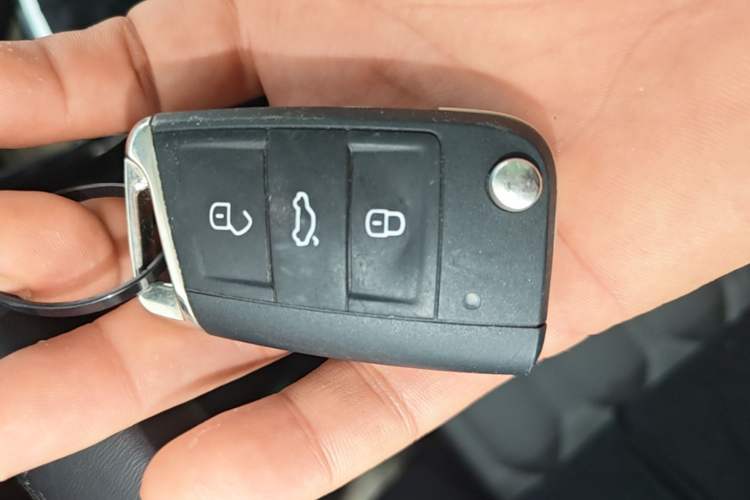 Used Volkswagen Tayron 2023 300TSI Two-Wheel-Drive Luxury Plus Advanced Edition Vehicle Key
