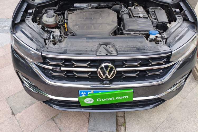 Used Volkswagen Tayron 2023 330TSI Two-Wheel-Drive R-Line High-Energy Version Engine Bay