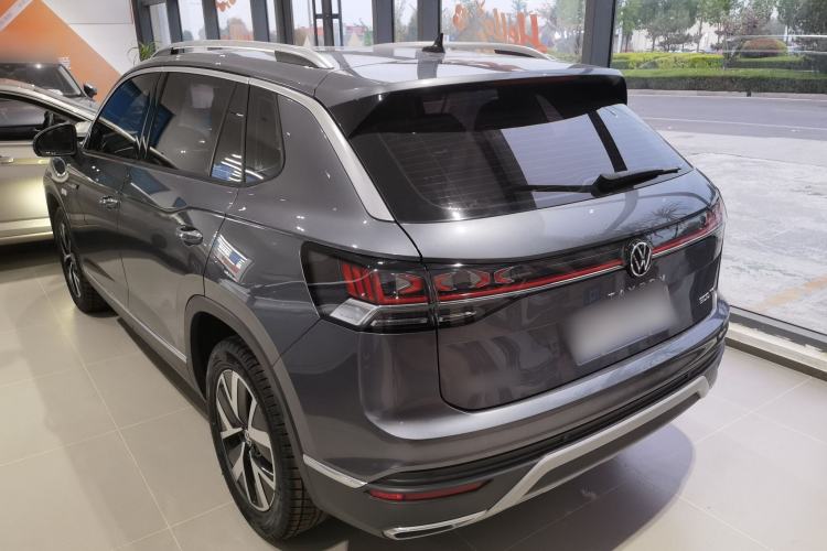 Used Volkswagen Tayron 2023 300TSI Two-Wheel-Drive Luxury Plus Advanced Edition Exterior 2