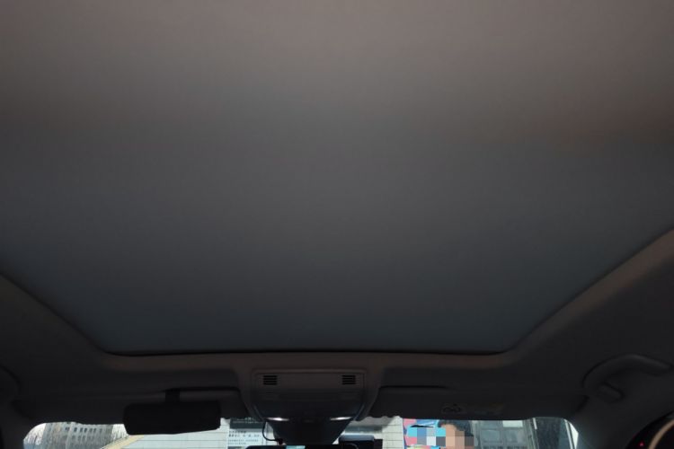 Used Volkswagen Tayron 2023 280TSI Two-Wheel-Drive Luxury Plus Advanced Version Headliner