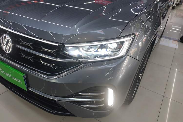 Used Volkswagen Tayron 2023 Revised Version 380TSI All-Wheel Drive R-Line Pro Smart Edition Left Front Headlight
