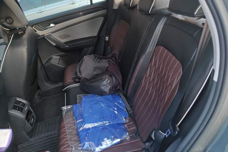 Used Volkswagen Tayron 2023 280TSI Two-Wheel-Drive Luxury Plus Advanced Version Left Rear Seat