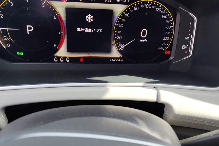 Used Volkswagen Tayron 2023 330TSI Two-Wheel-Drive Luxury Plus Advanced Version Odometer Close Up