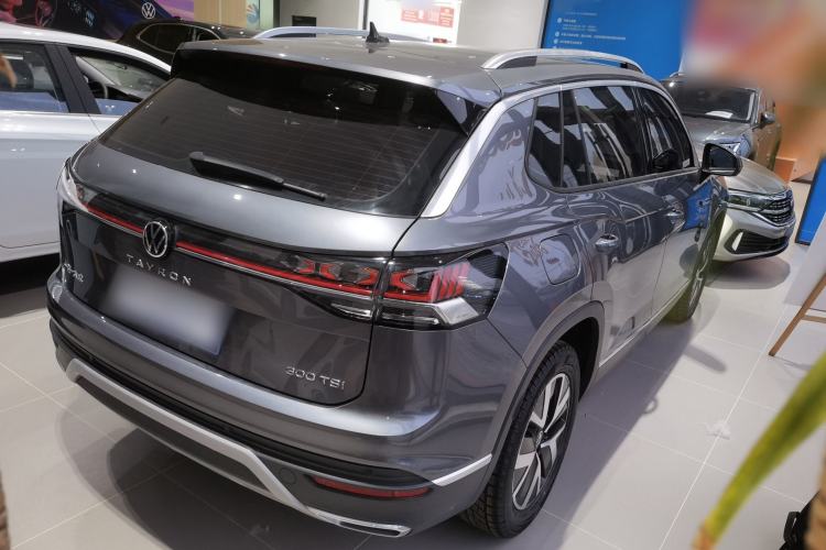 Used Volkswagen Tayron 2023 300TSI Two-Wheel-Drive Luxury Plus Advanced Edition Rear Right 45 Deg