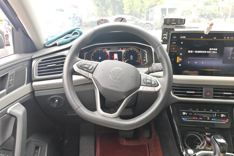 Used Volkswagen Tayron 2023 280TSI Two-Wheel-Drive Luxury Plus Advanced Version Steering Wheel