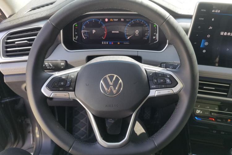 Used Volkswagen Tayron 2023 330TSI Two-Wheel-Drive R-Line High-Energy Version Steering Wheel