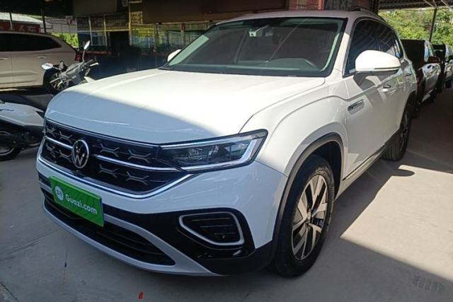 Volkswagen Tayron 2023 300TSI Two-Wheel-Drive Luxury Plus Advanced Edition مستعملة