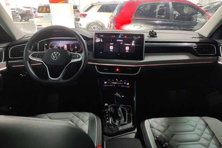 Used Volkswagen Tayron 2023 330TSI Two-Wheel-Drive Luxury Plus Advanced Version Center Console