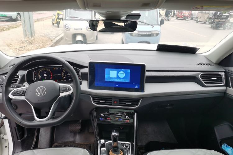 Used Volkswagen Tayron 2023 280TSI Two-Wheel-Drive Luxury Plus Advanced Version Center Console