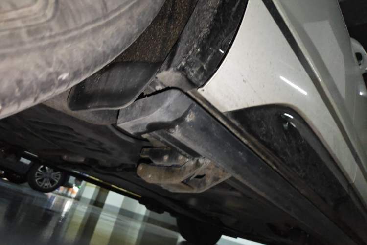 Used Volkswagen Tayron 2023 330TSI Two-Wheel-Drive R-Line High-Energy Version Chassis Rear Right