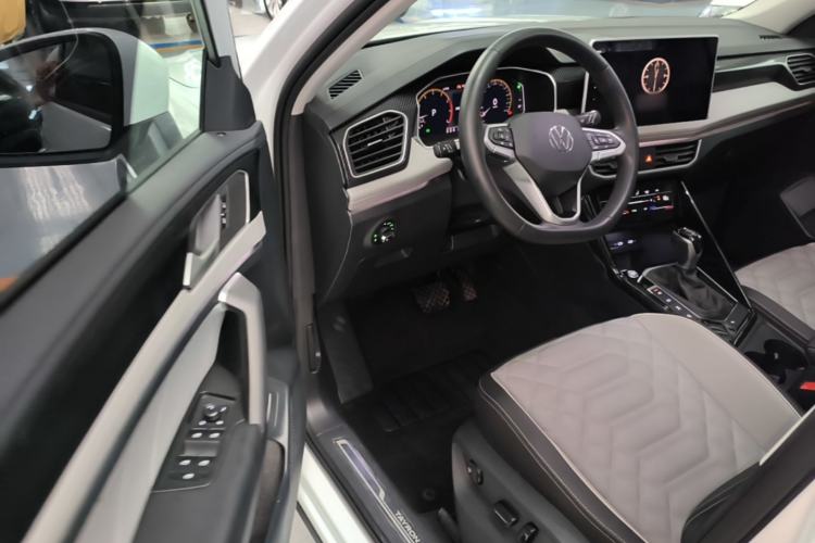 Used Volkswagen Tayron 2023 330TSI Two-Wheel-Drive Luxury Plus Advanced Version Driver Seat