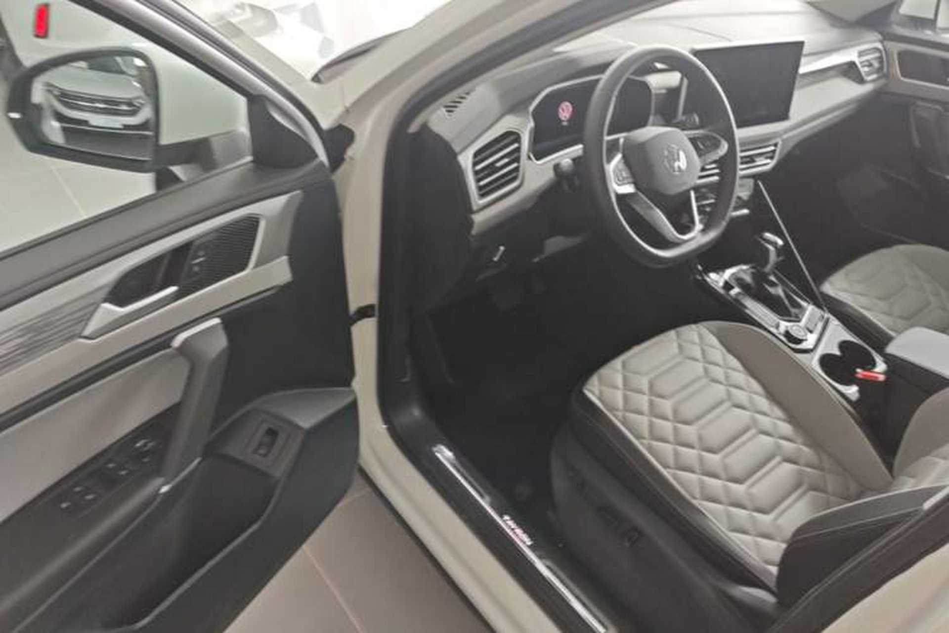 Used Volkswagen Tayron 2023 Revised Version 380TSI All-Wheel Drive R-Line High-Energy Edition Driver Seat