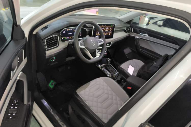 Used Volkswagen Tayron 2023 280TSI Two-Wheel-Drive Luxury Plus Advanced Version Driver Seat