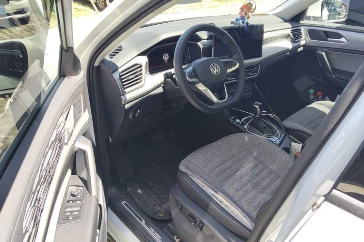 Used Volkswagen Tayron 2023 330TSI Two-Wheel-Drive R-Line High-Energy Version Driver Seat