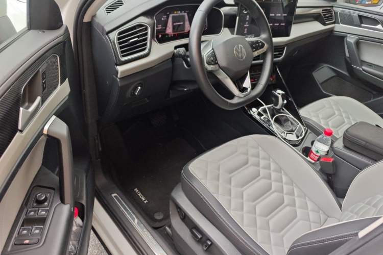 Used Volkswagen Tayron 2023 330TSI Two-Wheel-Drive Luxury Plus Advanced Version Driver Seat