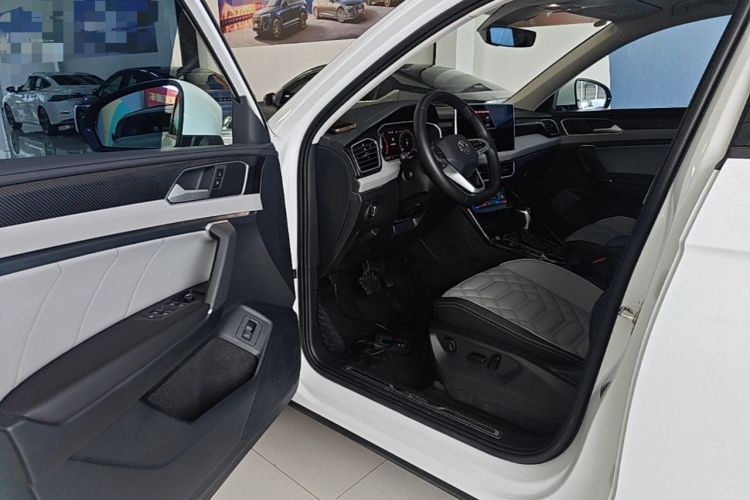 Used Volkswagen Tayron 2023 330TSI Two-Wheel-Drive Luxury Plus Advanced Version Driver Seat