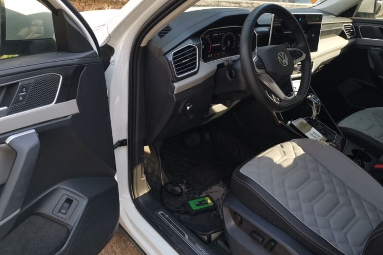 Used Volkswagen Tayron 2023 300TSI Two-Wheel-Drive Luxury Plus Advanced Edition Driver Seat