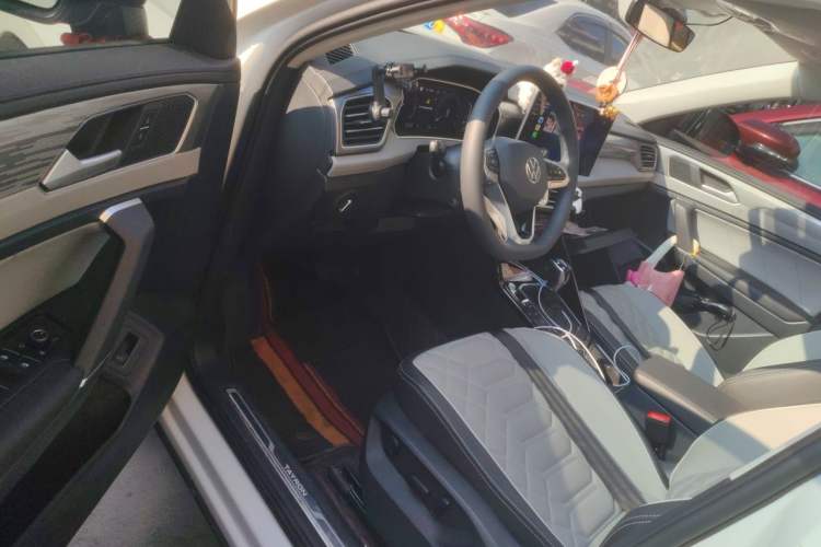 Used Volkswagen Tayron 2023 330TSI Two-Wheel-Drive R-Line High-Energy Version Driver Seat