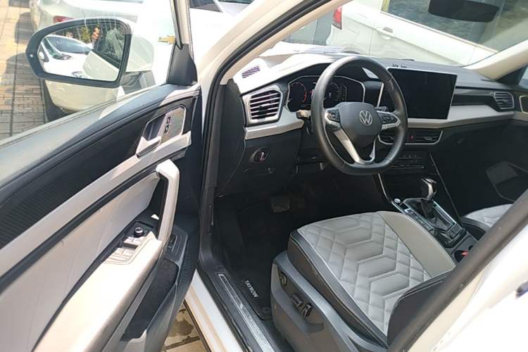 Used Volkswagen Tayron 2023 300TSI Two-Wheel-Drive Luxury Plus Advanced Edition Driver Seat