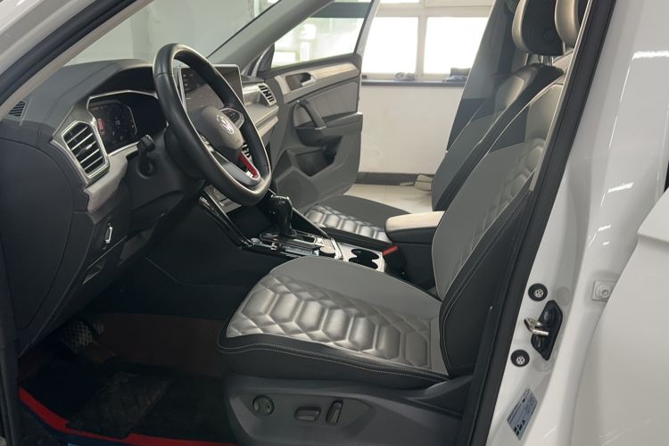 Used Volkswagen Tayron 2023 Revised Version 380TSI All-Wheel Drive R-Line High-Energy Edition Driver Seat
