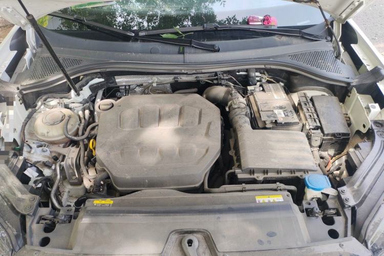 Used Volkswagen Tayron 2023 330TSI Two-Wheel-Drive R-Line High-Energy Version Engine Bay