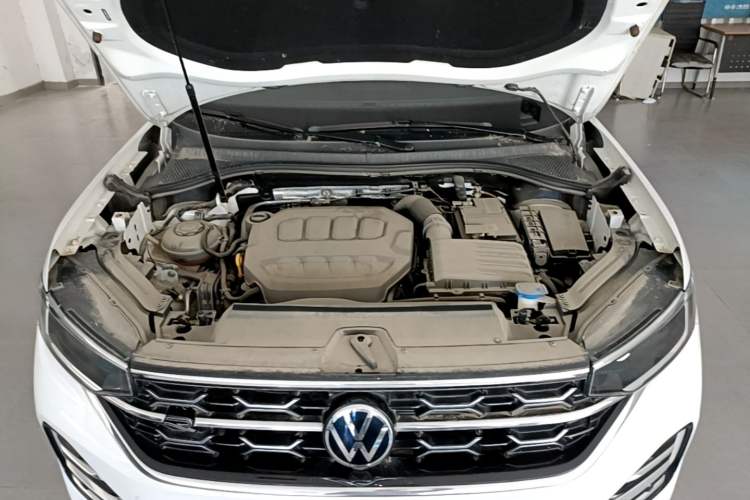 Used Volkswagen Tayron 2023 Revised Version 380TSI All-Wheel Drive R-Line High-Energy Edition Engine Bay