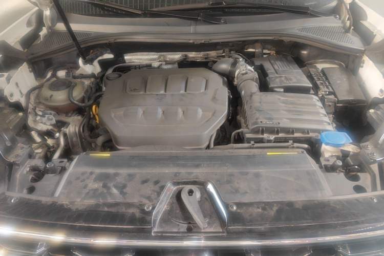 Used Volkswagen Tayron 2023 330TSI Two-Wheel-Drive R-Line High-Energy Version Engine Bay