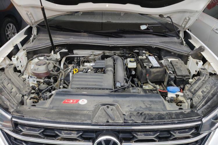 Used Volkswagen Tayron 2023 280TSI Two-Wheel-Drive Luxury Plus Advanced Version Engine Bay