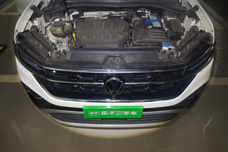 Used Volkswagen Tayron 2023 330TSI Two-Wheel-Drive Luxury Plus Advanced Version Engine Bay