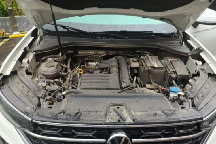 Used Volkswagen Tayron 2023 280TSI Two-Wheel-Drive Luxury Plus Advanced Version Engine Bay