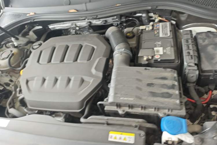Used Volkswagen Tayron 2023 Revised Version 380TSI All-Wheel Drive R-Line High-Energy Edition Engine Bay