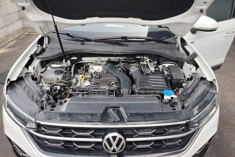 Used Volkswagen Tayron 2023 300TSI Two-Wheel-Drive Luxury Plus Advanced Edition Engine Bay