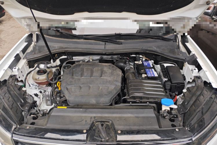 Used Volkswagen Tayron 2023 330TSI Two-Wheel-Drive Luxury Plus Advanced Version Engine Bay