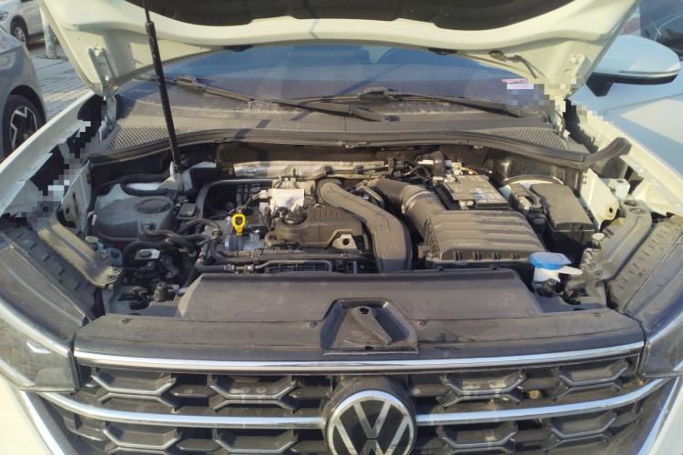 Used Volkswagen Tayron 2023 300TSI Two-Wheel-Drive Luxury Plus Advanced Edition Engine Bay