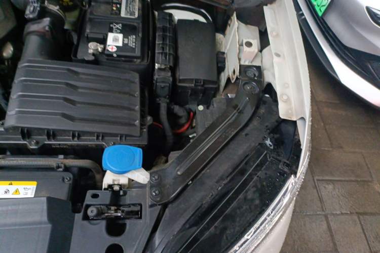 Used Volkswagen Tayron 2023 330TSI Two-Wheel-Drive R-Line High-Energy Version Engine Bay Left