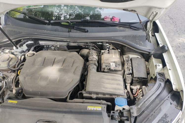 Used Volkswagen Tayron 2023 330TSI Two-Wheel-Drive R-Line High-Energy Version Engine Bay Left
