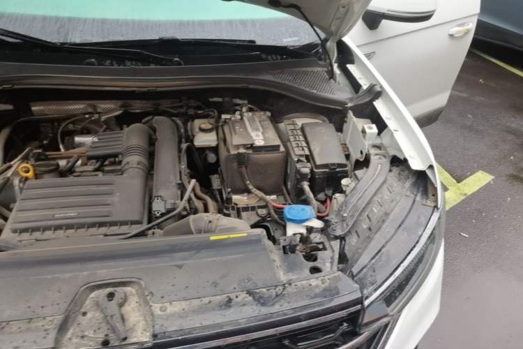 Used Volkswagen Tayron 2023 280TSI Two-Wheel-Drive Luxury Plus Advanced Version Engine Bay Left